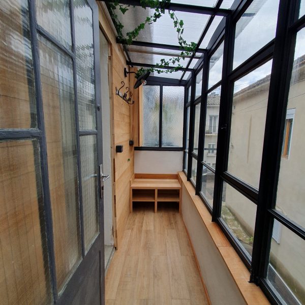 LOGGIA APRES CAVAILLON